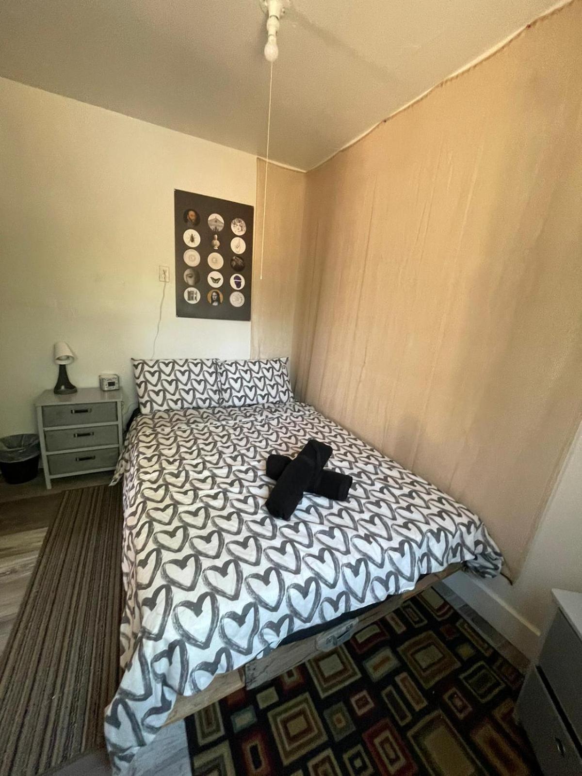 Petite Guesthouse With Kitchenette And Private Bathroom เลคอิซาเบลลา ภายนอก รูปภาพ